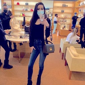 Lmtd. Edition Twist! Sharing 🥰